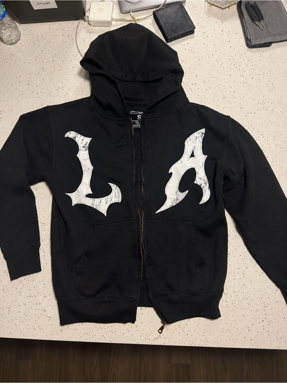 Men’s Small Tillys LA Black Zip-Up Hoodie
